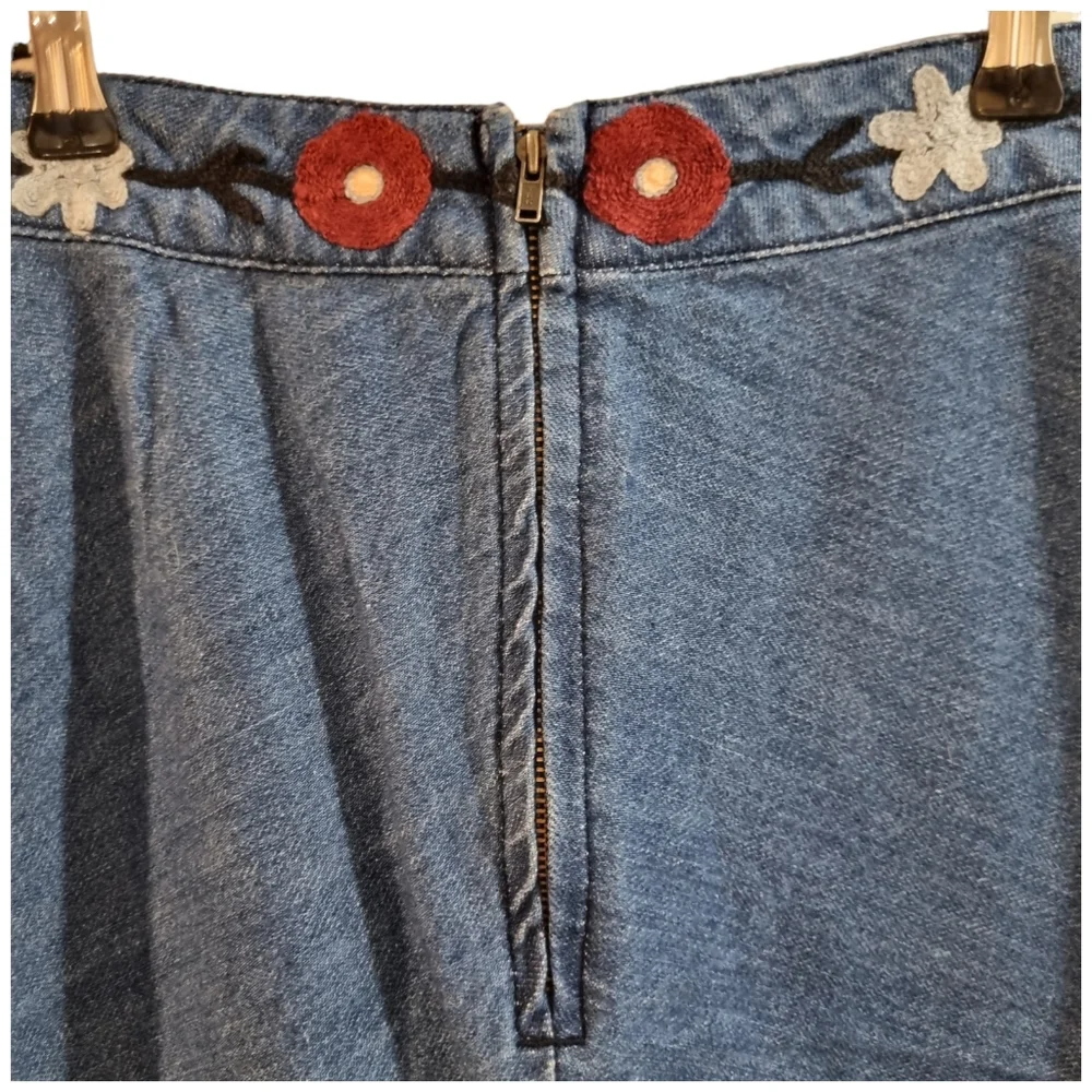 GORMAN Maxi Length Denim Skirt with Embroidery, Size 6 - Picture 4 of 8